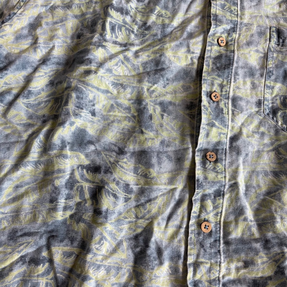 Royal Robbins Men's XXL Blue Linen Blend Short Sleeve Button Up Shirt Hawaiin - Picture 7 of 8